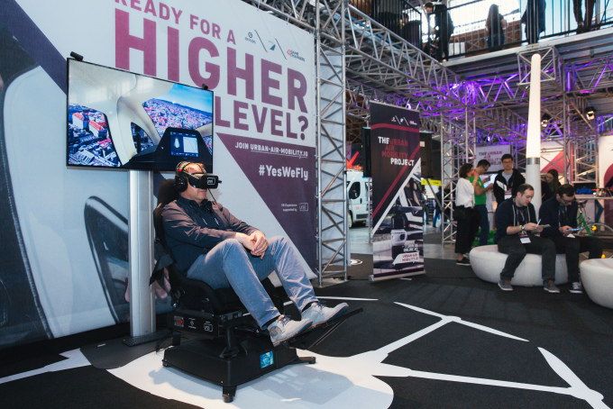 Leading20194GAMECHANGERSFestival���������������� EHangLaunches Urban Air Mobility Project in Europe