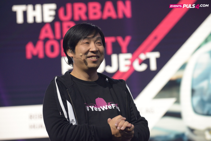 1555333160436007.png J9��Ѷ�״��ˡ����³���CEO������